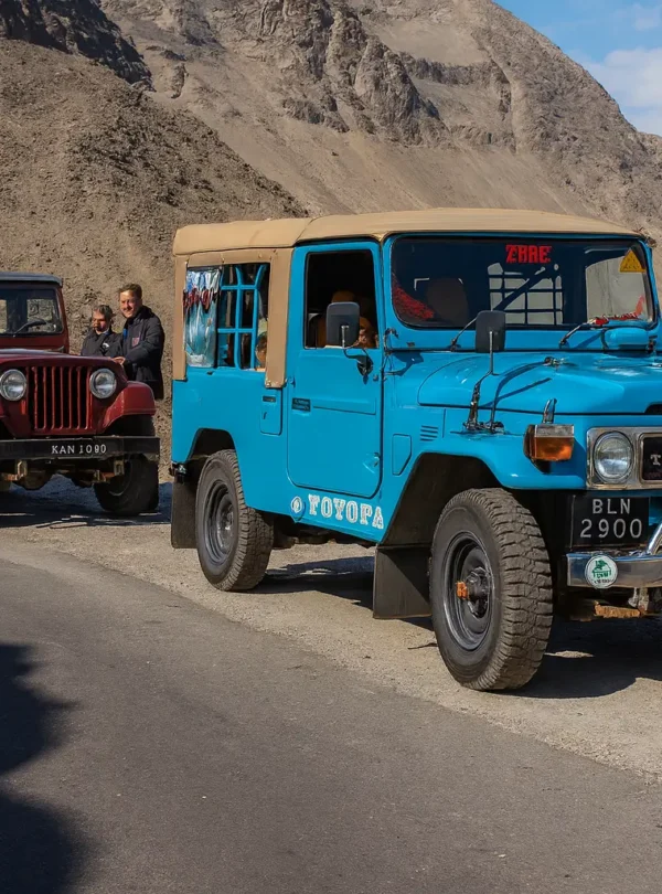 Himalayan Lakes Jeep Safari